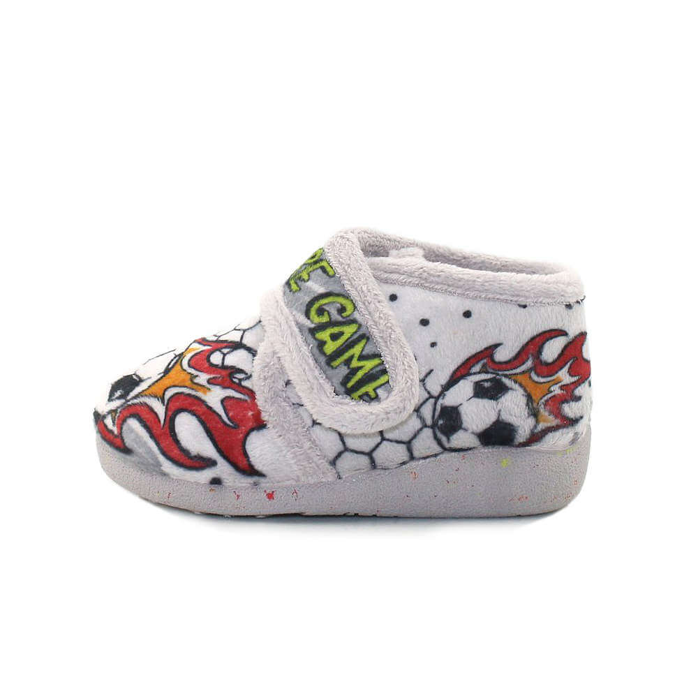 Zapatilla casa fútbol Garzón